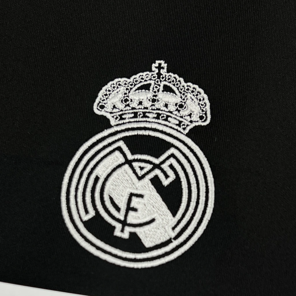 2026 Real Madrid Concept Black Jersey — foto 4