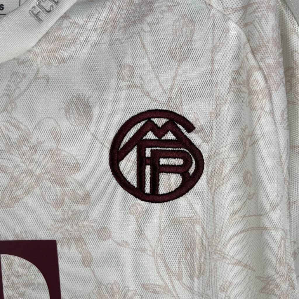23/24 Bayern Munich Third Jersey — foto 3