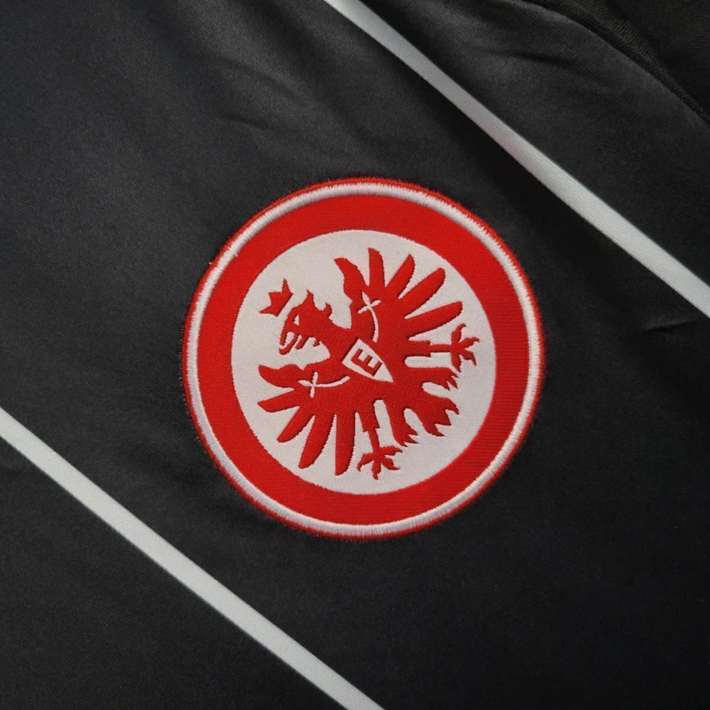 25/26 Eintracht Frankfurt Champions League Jersey — foto 3