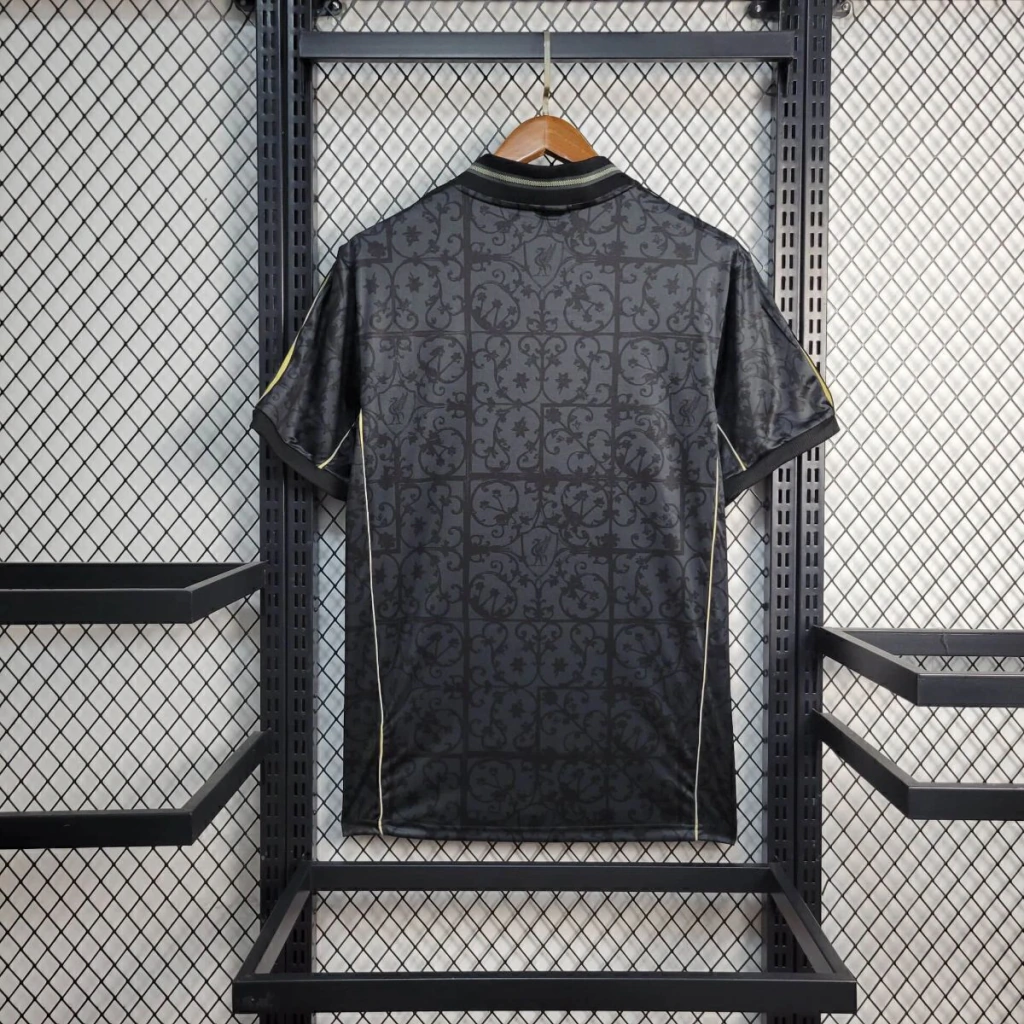 25/26 Liverpool Special Edition Black Jersey — foto 6