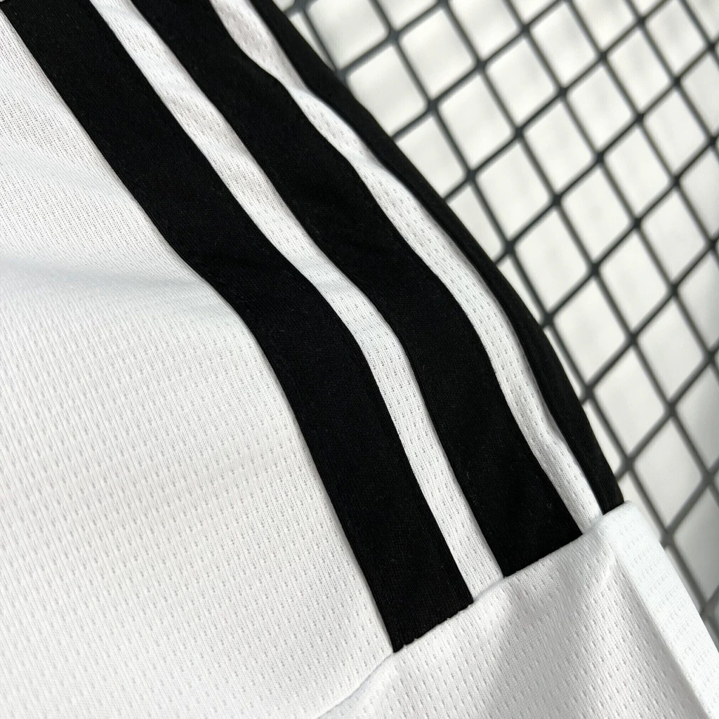 26/27 Juventus Home Jersey — foto 3