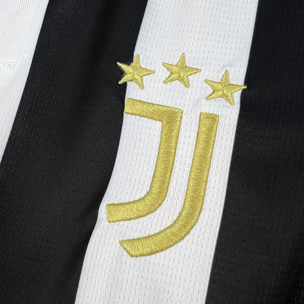 26/27 Juventus Home Jersey — foto 7