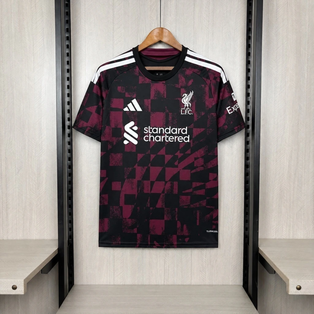 26/27 Liverpool Third Jersey — foto 1