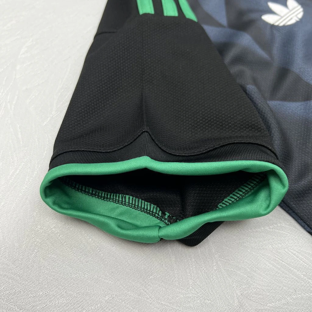 26/27 RC Lens Away Jersey — foto 4