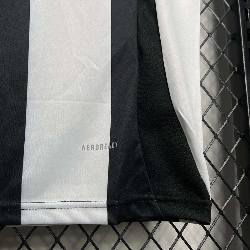 24/25 Newcastle United Home Jersey — foto 5
